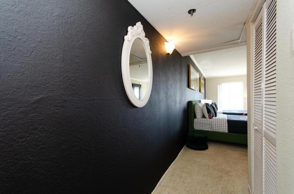 Gucci Mickey And Maxico Lofts Free Parking And Wifi Apartment Лос Анджелис Екстериор снимка