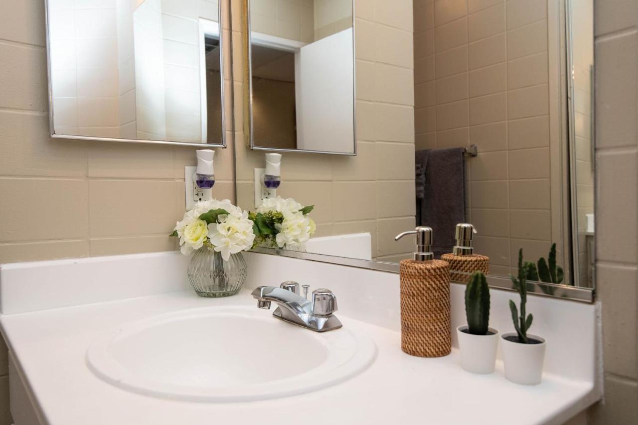Gucci Mickey And Maxico Lofts Free Parking And Wifi Apartment Лос Анджелис Екстериор снимка